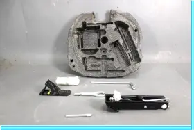 1716040537 Mercedes-benz 05-11 Slk300 R171 Emergency Spare Tire Jack Tool Kit Oem 1716040537 Mercedes-benz 05-11 Slk300 R171 Emergency Spare Tire Jack Tool Kit Oem