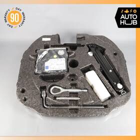 Mercedes-benz 1726830414 R172 Slk250 Slc43 Emergency Spare Tire Jack Tool Kit With Foam Oem