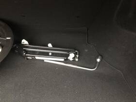 Mercedes-benz 695.mb1d05 2005 C230 Emergency Roadside Tools Toolkit Jack Lugwrench 924606