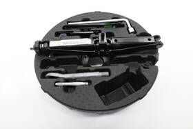 Mercedes-benz A1668991000 2017 - 2019 Gls63 Amg X166 Jack Tool Kit With Holder Oem A1665800218