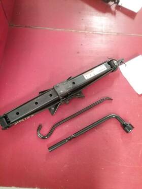 Mitsubishi 564.ms1213 Outlan Sp 2013 Jack 1047838