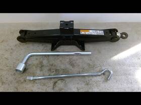 Mitsubishi 564.ms1322 Jack And Tools Factory Kit Fits Eclipscrs 2022 413326