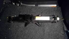 Mitsubishi 564.ms1j15 Mirage 2015 Jack 1081535