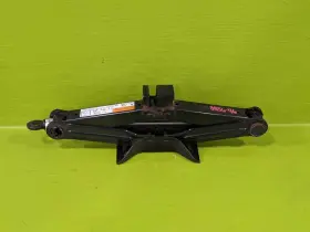 564.ms1k19 Mitsubishi 19 Mirage Scissor Jack Oem 3856-46