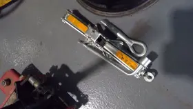 564.da1e08 Nissan Rogue 2008 Jack 1303275