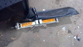 Nissan 564.da1h08 Versa 2008 Jack 1089083