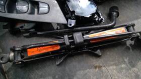 Nissan 564.da1i16 Sentra 2016 Jack 1341281