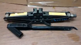 564.da1j02 Nissan Altima 2002 Jack 445138