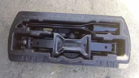 564.da1l20 Nissan Maxima 2020 Jack 329191