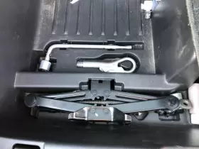 803708emergency Nissan 695.da1b13 Juke 2013 Tools Roadside Toolkit Jack And Lugwrench