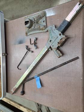 Original Gm Cadillac 3633946 Very Nice Complete 1976-1979 Eldorado Seville Bumper Jack