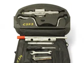 00072171105 Porsche 1997 - 2004 Boxster 986 Jack Lifting Emergency Spare Tire Tool Kit Oem