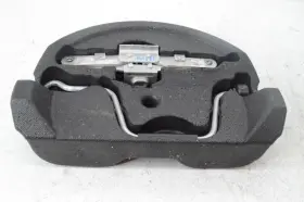 695.po1s00 Porsche 1997-2004 Boxster S Jack With Crank And Foam Holder