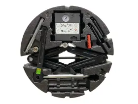 760012115n Porsche 2019-2024 Cayenne Emergency Spare Tire Jack With Tool Kit Air Pump And Foam