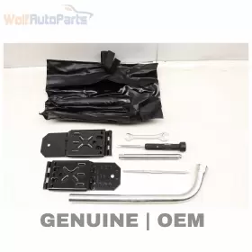 95b012106 Porsche 2015-2021 Macan - Tool Set With Bag