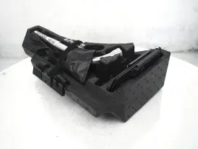 9a7-012-111-00 Porsche 2015-2024 Macan Spare Tire Scissor Jack With Tools And Storage Foam S