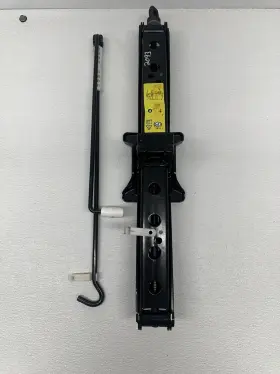 675366401 Range Rover 2010 2012 L322 Emergency Spare Tire Tool Jack Oem 242093