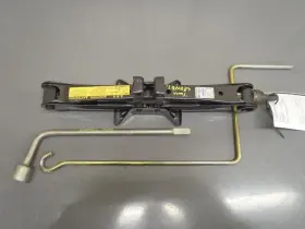 09111-50051 Scion Jack And Tool Kit Assembly Fits 2005-2011 Tc 42546
