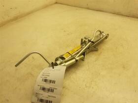 Scion 564.sc1311 2011 Xb Jack With Tool Kit