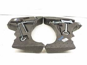 Subaru 564.su1b24 2022-2025 Brz Jack And Tool Kit With Foam Holder 95086cc030