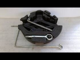 Subaru 564.su1m15 Jack And Tools Factory Kit Fits Impreza 2015 415234