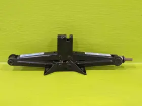 564.su1o02 Subaru 02 03 04 Outback Scissor Jack Oem 3822-37