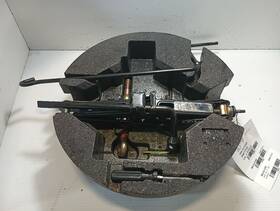 Subaru 564.su1o05 2005 Subraru Legacy Jack And Spare Tire Tools 12420523