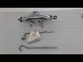 Suzuki 564.sz1g11 Jack And Tools Factory Kit Fits Sx4 2011 402070