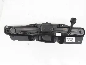 09111-08020 Toyota 2021-2023 Sienna Spare Jack And Trunk Tools Tool Set