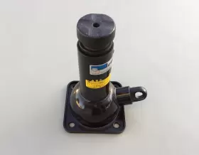 09111-34010 Toyota 1993-1998 T100 Spare Tire Bottle Jack Oem