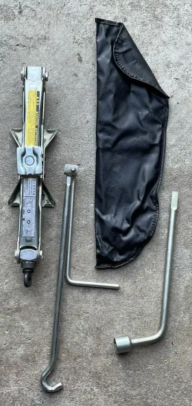 09111-42030 Toyota 2000/05 Rav4 Emergency Jack Kit With Tools Oem Xnice Complete