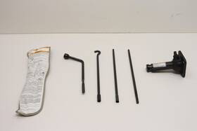 Toyota 091140c030 2021 - 2026 Tacoma Emergency Jack And Tool Kit With Lug Wrench Oem 0911104040