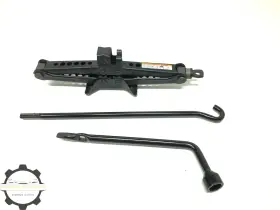 4f111 Toyota Emergency Spare Tire Jack Lift Tool Set