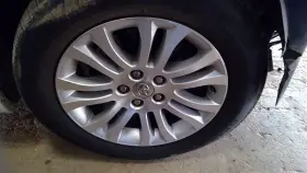 560-69581b Toyota 11 12 13 14 15 16 17 Sienna Wheel 17x7 10290783