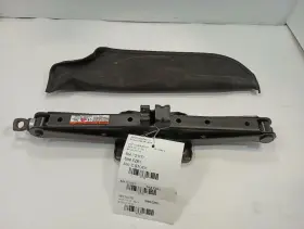 564.to1117 Toyota 2013-2018 Rav 4 Emergency Spare Tire Jack Tools Kit Set 11711241