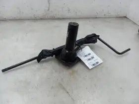 564.to1596 Toyota 1996 4 Runner Jack With Tools