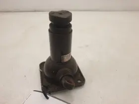 564.to1692 Toyota 92 Pickup Spare Tire Jack