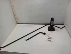 Toyota 564.to1895 1995-04 Tacoma Spare Jack With Tools 11470728