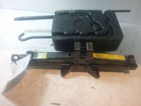 Toyota 564.to1b07 Corolla 2007 Jack 765940