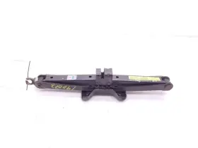 564.to1d08 Toyota 2008 Highlander Jack And Tool Kit