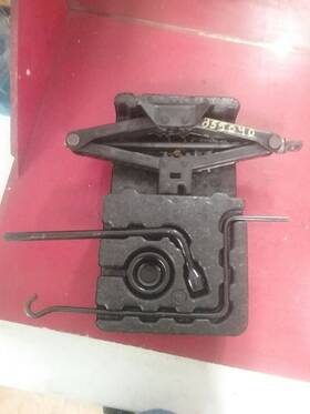 Toyota 564.to1e16 Corolla 2016 Jack 1058991jack Tools Case 19-23