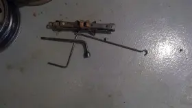 564.to1h97 Toyota Camry 1997 Jack 1300071