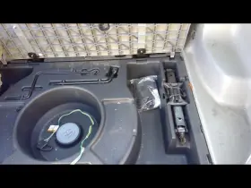 564.to1k05 Toyota Matrix 2005 Jack 848979