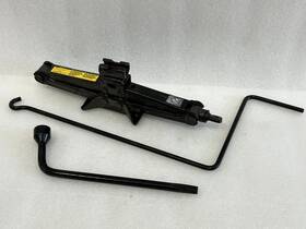 Toyota 564.to1o04 2000 2001 2002 2003 2004 Avalon Spare Tire Jack And Tools
