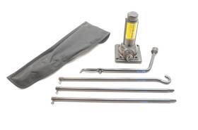 Toyota 695.to1810 05-15 Tacoma 4.0l Jack With Tools