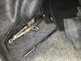 695.to1b14 Toyota 2014 Corolla Emergency Roadside Tools Toolkit Jack Lugwrench