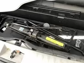 831580emergency Toyota 695.to1f08 Highlandr 2008 Tools Roadside Toolkit Jack And Lugwrench