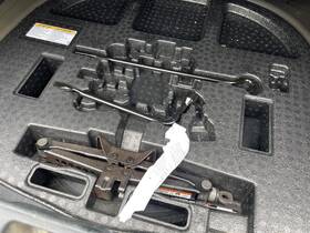 Toyota 695.to1h18 Emergency Roadside Tools Toolkit 2018 Camry Jack Lugwrench 1030605