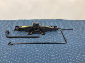 Toyota 960621 1998-2003 Sienna L10 Jack And Tool Kit Oem