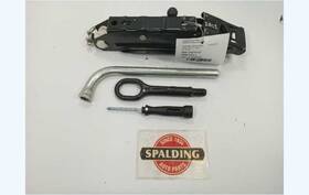 Volkswagen 564.vw1h13 Jack With Tools From 2013 Golf 10125319